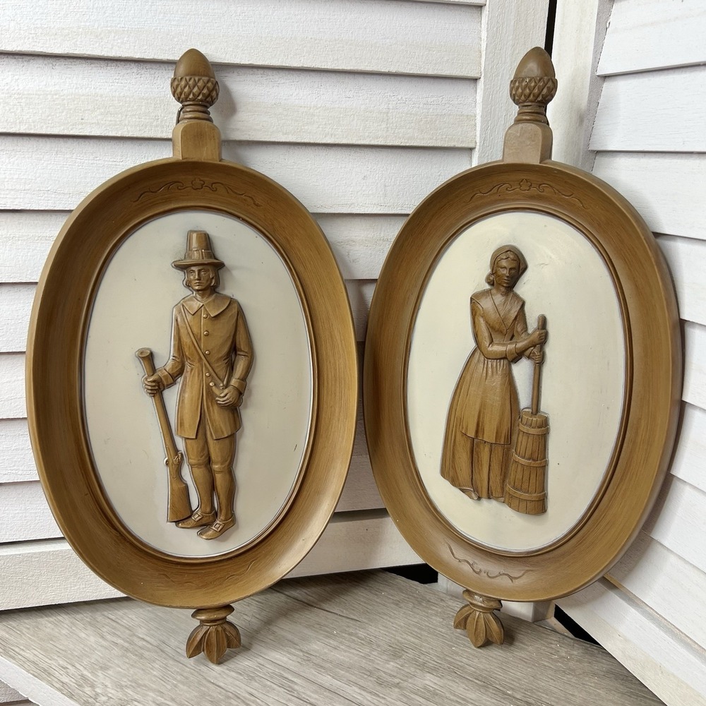 Vintage 1960 Syroco Wall Plaques Pilgrim Man Woman Colonial Figures 4777A/B USA